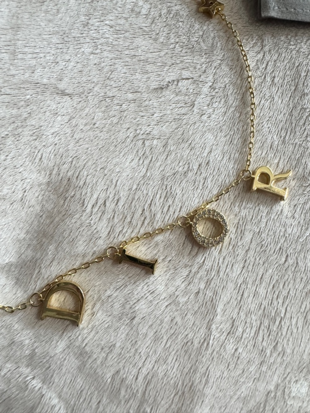Dior Necklace with packaging - Picture 13 of 15